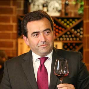 300x300-Jose-Calixto